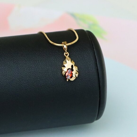 "Gold Teardrop Pendant with Marquise Red Stone and Textured Design, XPPT1722 - Picture 5 of 13